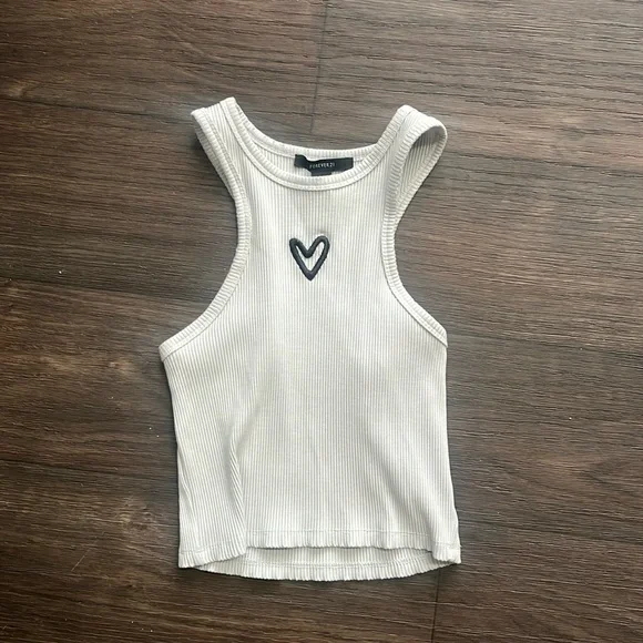 Cute off white/grey top - Picture 1 of 3